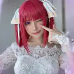 Akari Akase, Penyanyi Lagu Ending Sono Bisque Doll Bercosplay Ria Sebagai Kembar Lima!