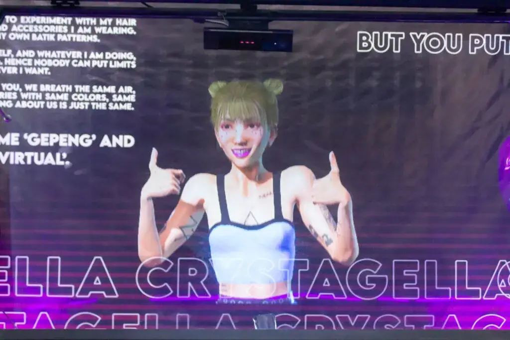DJ Virtual Crystagella di salah satu stan yang ada di Indonesia Comic Con 2022 | Foto: Daffa | Dok. Area Topik