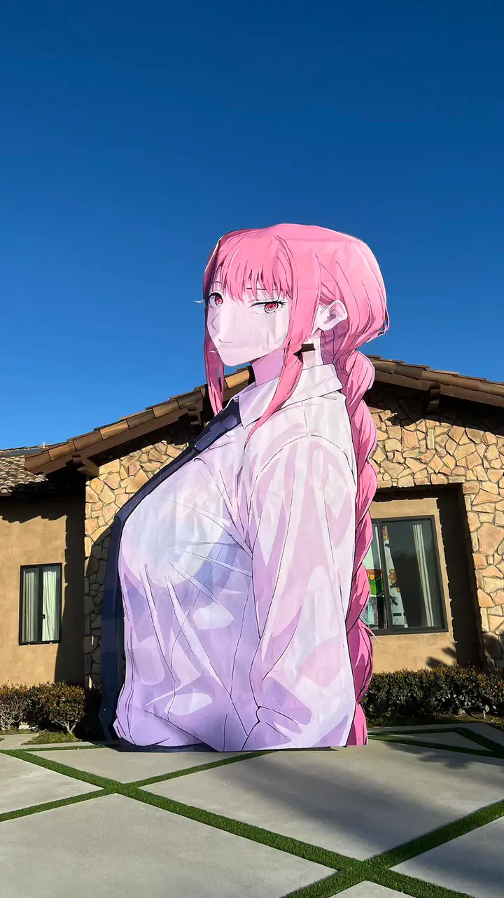 Cara Unik Seorang Wibu Menunjukan Kasih Sayangnya Kepada Sang Waifu